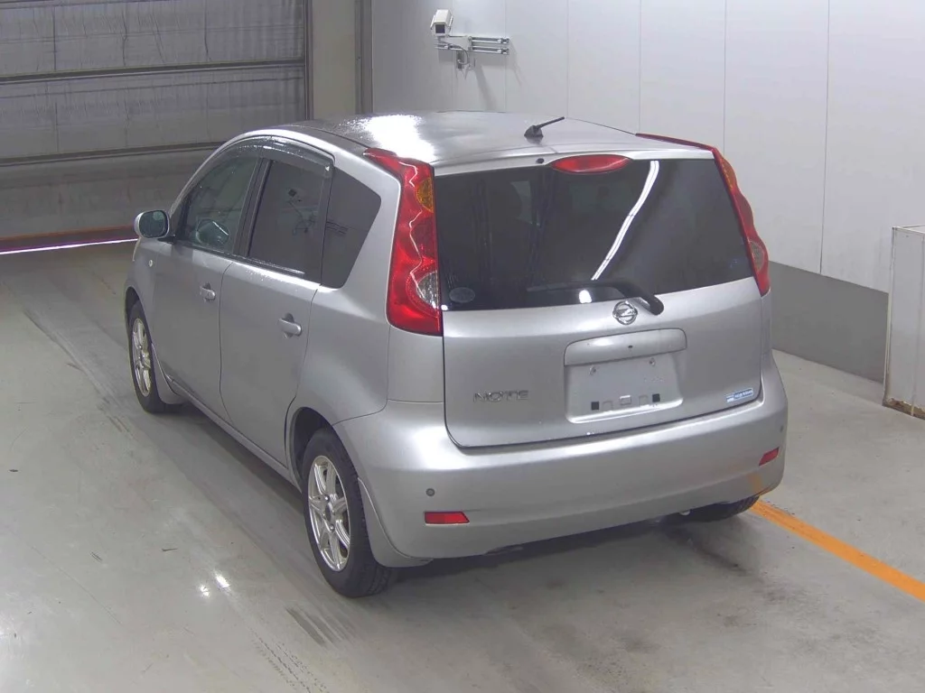 Nissan Note  с аукциона в Японии
