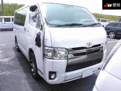 Toyota HiAce Van