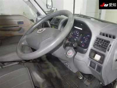 Mazda Bongo Van