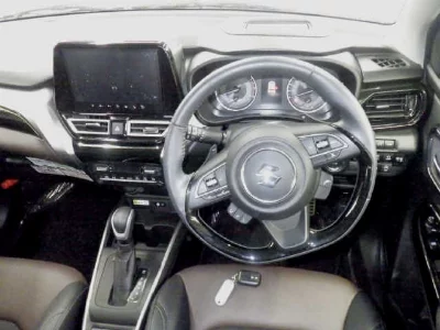 Suzuki Fronx