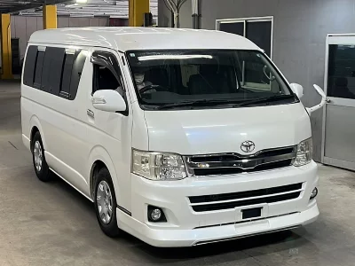 Toyota HIACE WAGON