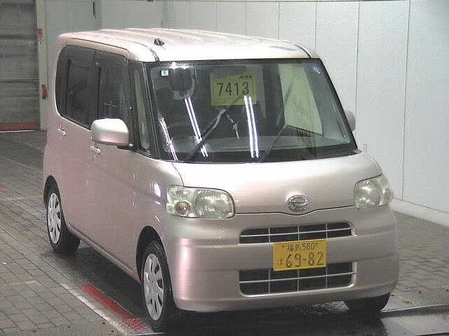 Daihatsu Tanto  с аукциона в Японии
