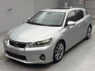 Lexus CT200h