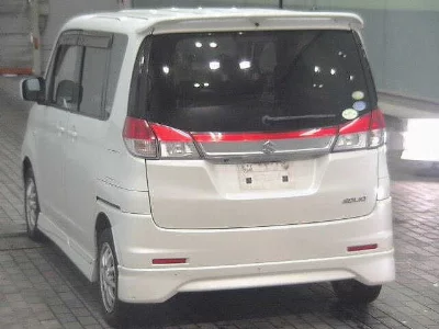 Suzuki Solio