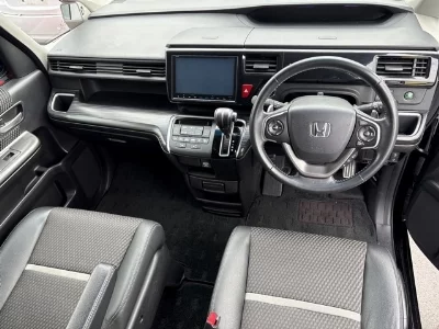 Honda STEPWGN SPADA