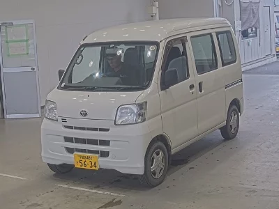 Toyota Pixis Van