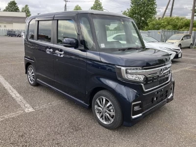 Honda N BOX CUSTOM