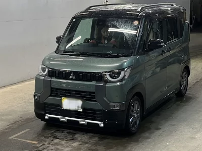 Mitsubishi Delica Mini