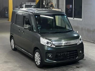 Suzuki Spacia Custom