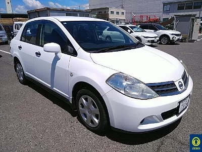 Nissan Tiida Latio
