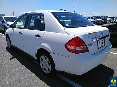 Nissan Tiida Latio