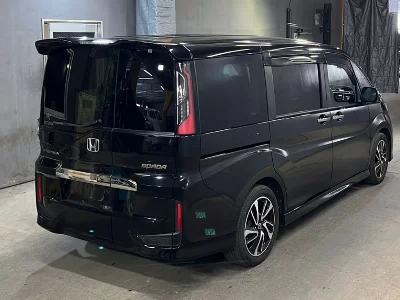 Honda STEPWGN SPADA