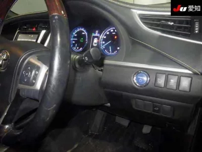Toyota HARRIER HYBRID
