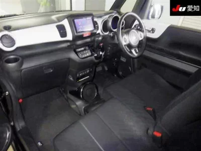 Honda N-Box Slash