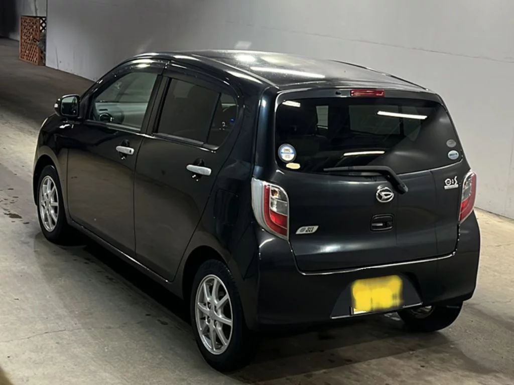 Daihatsu Mira e:S  с аукциона в Японии