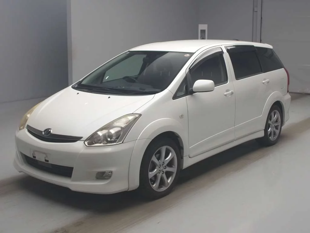 Toyota Wish  с аукциона в Японии