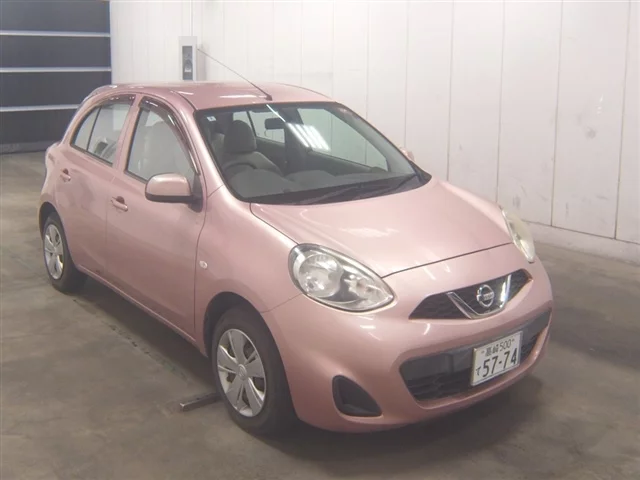 Nissan March  с аукциона в Японии