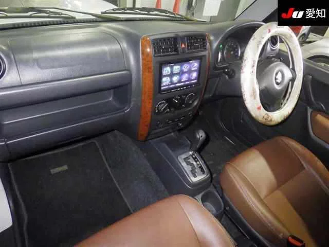 Suzuki Jimny Wide  с аукциона в Японии