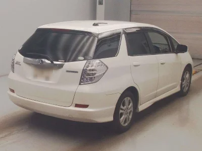 Honda FIT SHUTTLE HYBRID