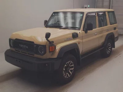 Toyota LAND CRUISER 70