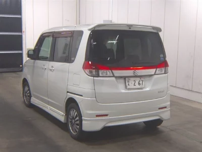 Suzuki Solio