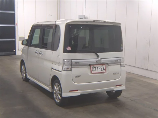 Daihatsu Tanto  с аукциона в Японии