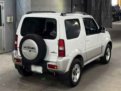 Suzuki Jimny Sierra