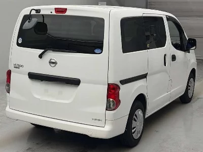 Nissan NV200 VANETTE VAN