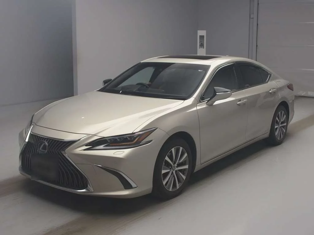 Lexus ES300h  с аукциона в Японии
