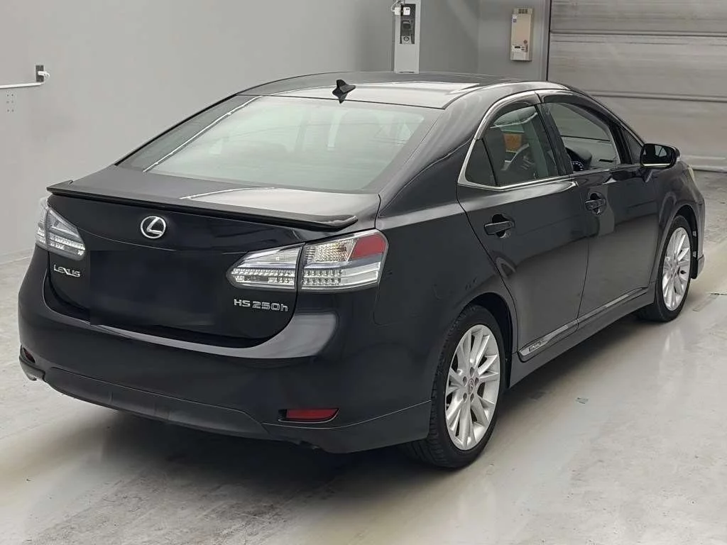 Lexus HS250h  с аукциона в Японии