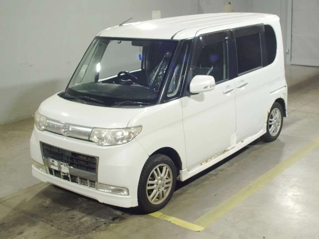 Daihatsu Tanto  с аукциона в Японии