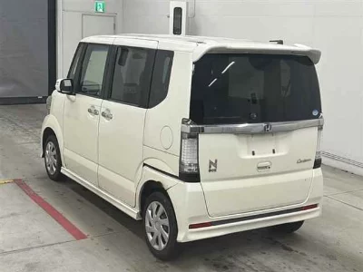 Honda N BOX CUSTOM