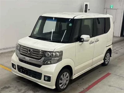 Honda N BOX CUSTOM