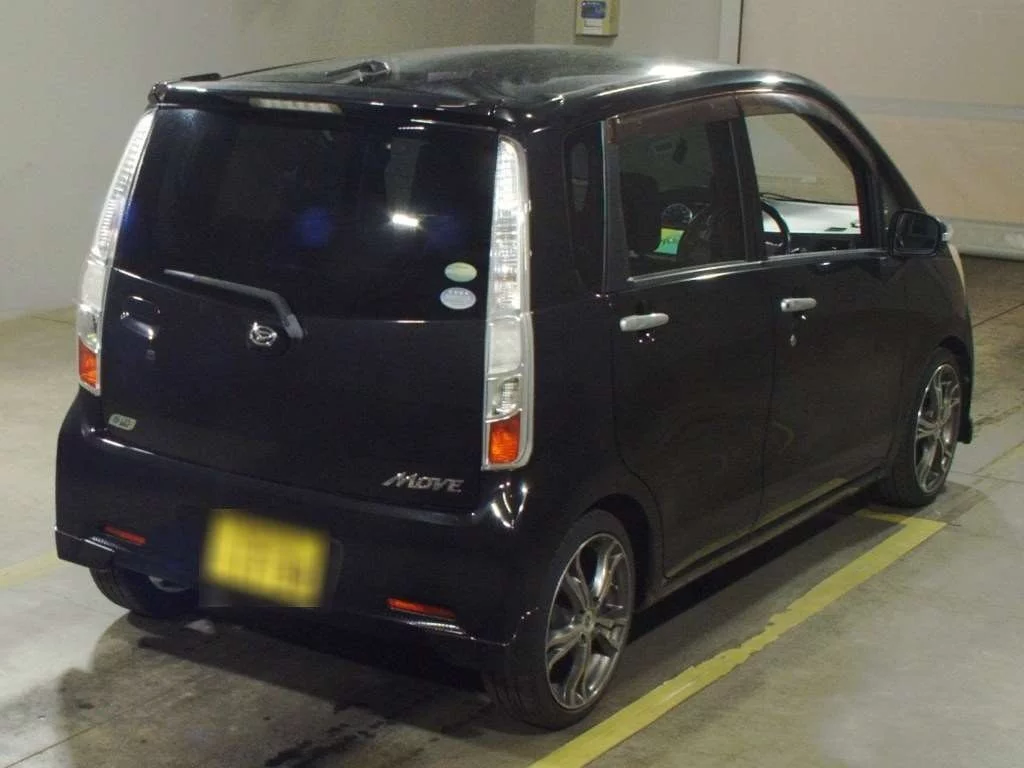 Daihatsu Move  с аукциона в Японии