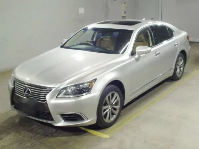 Lexus LS600h