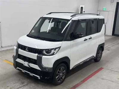 Mitsubishi Delica Mini