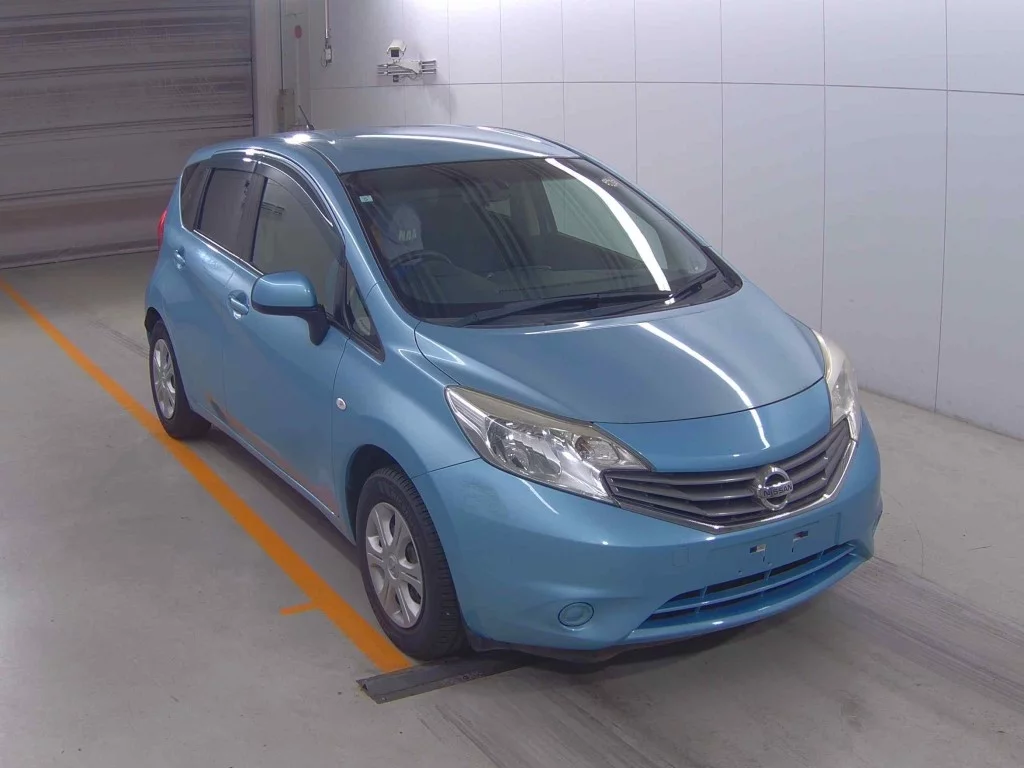 Nissan Note  с аукциона в Японии