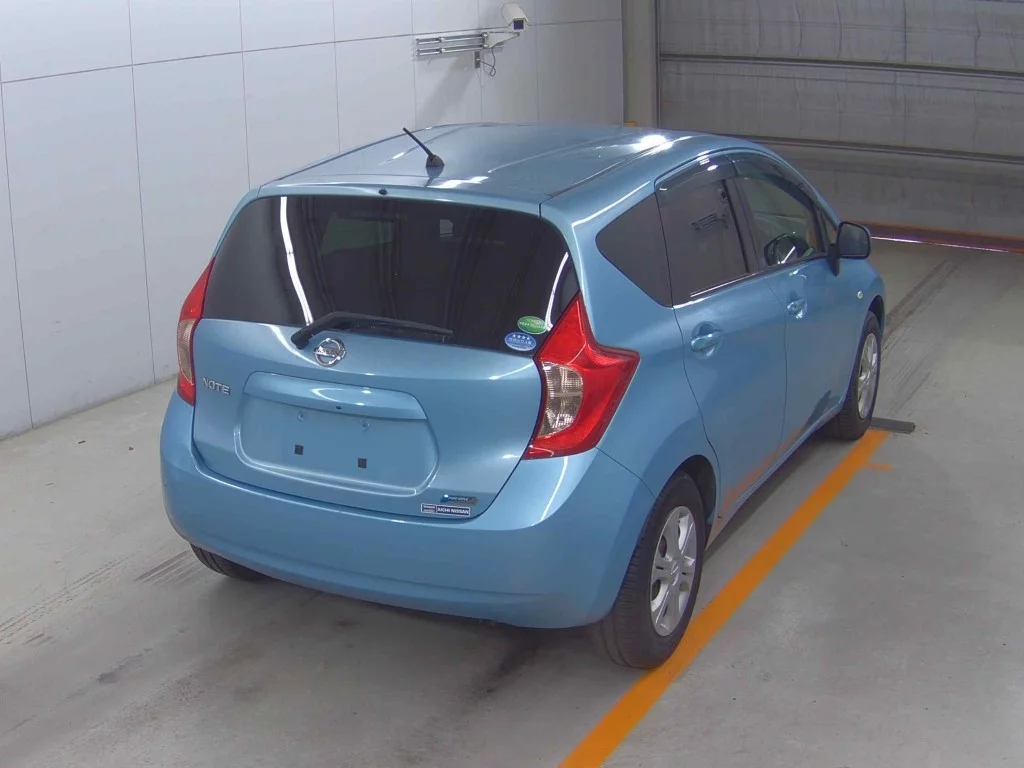 Nissan Note  с аукциона в Японии