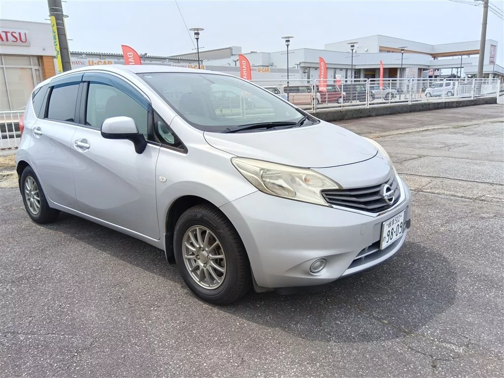 Nissan Note  с аукциона в Японии