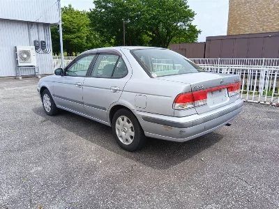 Nissan SUNNY