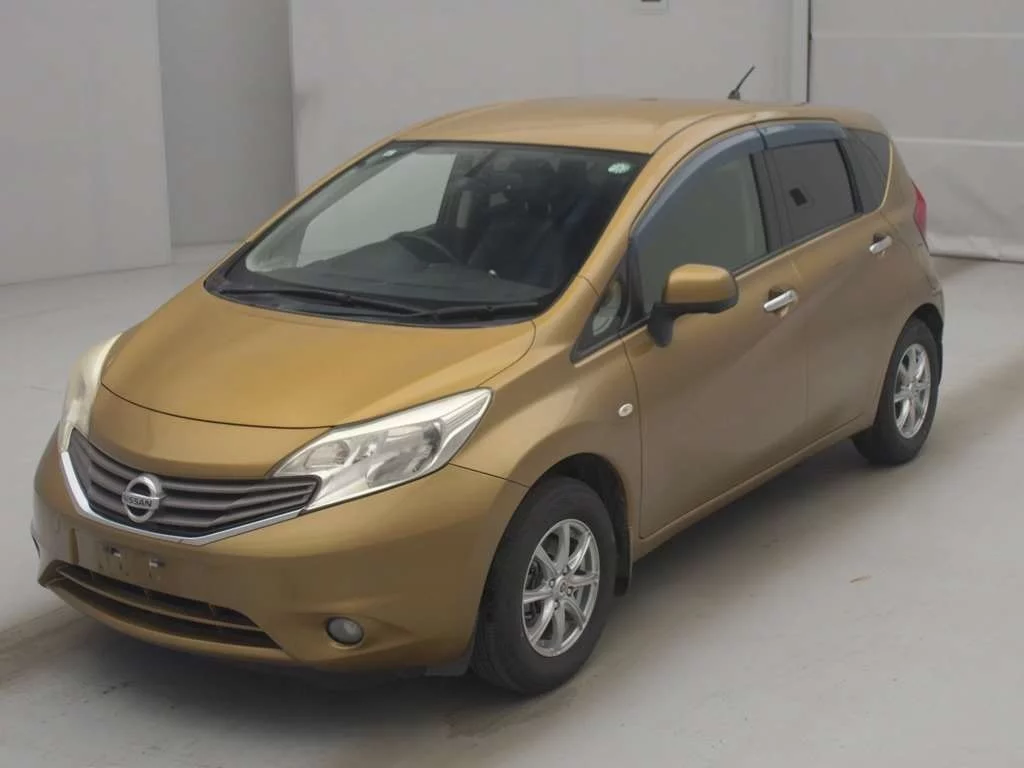 Nissan Note  с аукциона в Японии
