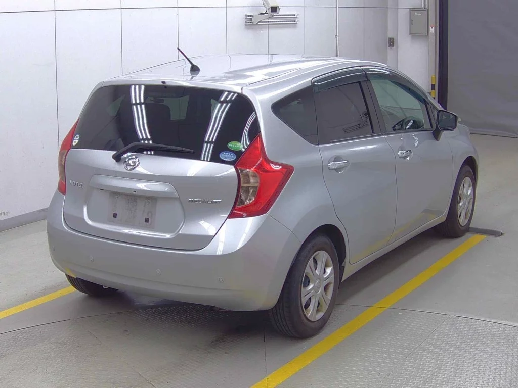 Nissan Note  с аукциона в Японии