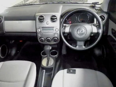 Mazda Verisa