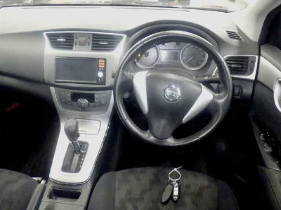 Nissan BLUEBIRD SYLPHY