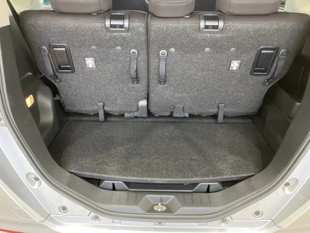 Toyota Roomy  с аукциона в Японии