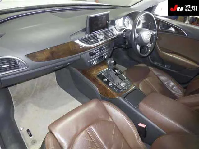 Audi A6 HYBRID  с аукциона в Японии
