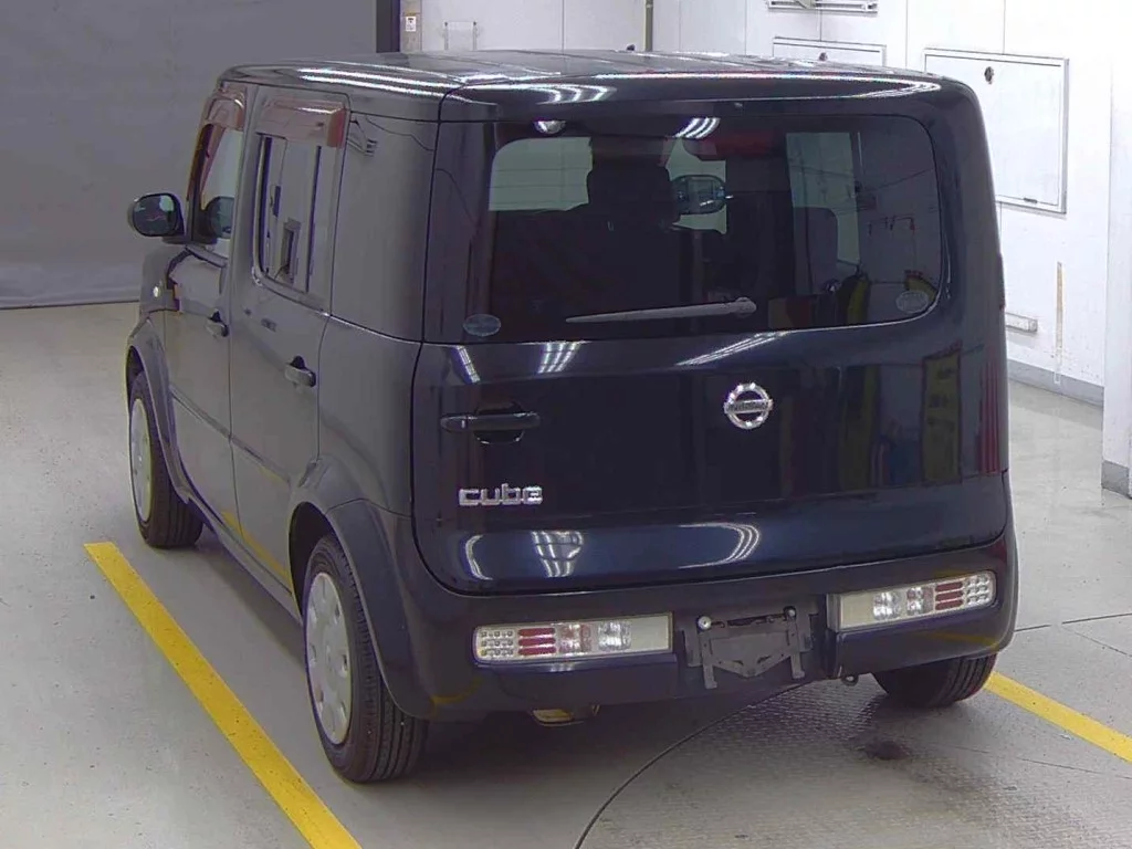 Nissan Cube  с аукциона в Японии