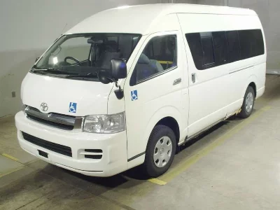 Toyota HiAce Commuter