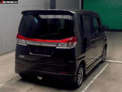 Mitsubishi Delica D:2