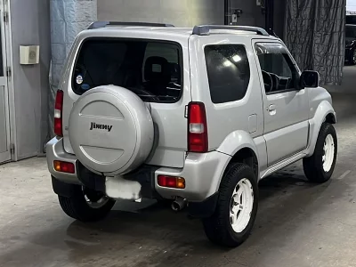 Suzuki Jimny Sierra